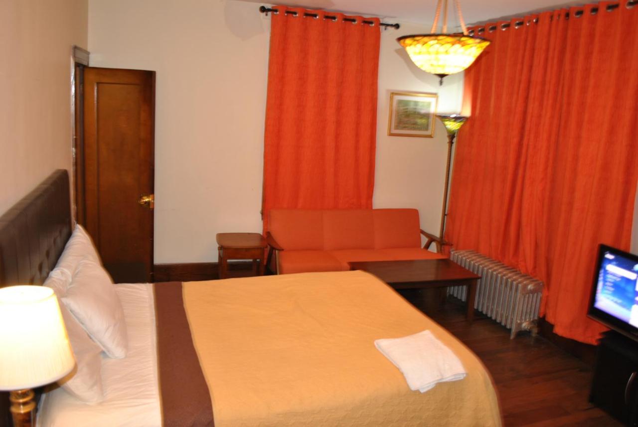 Ewr Airport Multilevel Guest House Room With 2-3 Beds Newark Extérieur photo