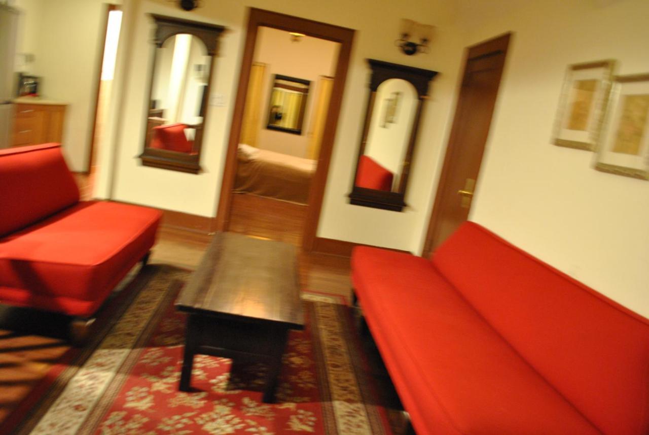 Ewr Airport Multilevel Guest House Room With 2-3 Beds Newark Extérieur photo