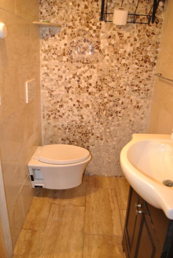 Ewr Airport Multilevel Guest House Room With 2-3 Beds Newark Extérieur photo