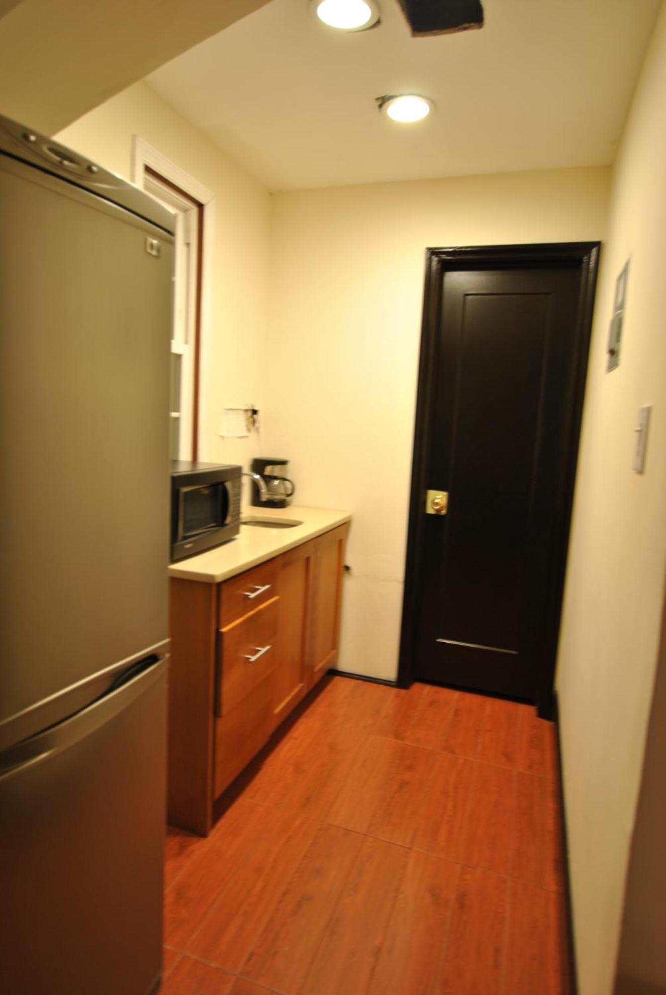 Ewr Airport Multilevel Guest House Room With 2-3 Beds Newark Extérieur photo