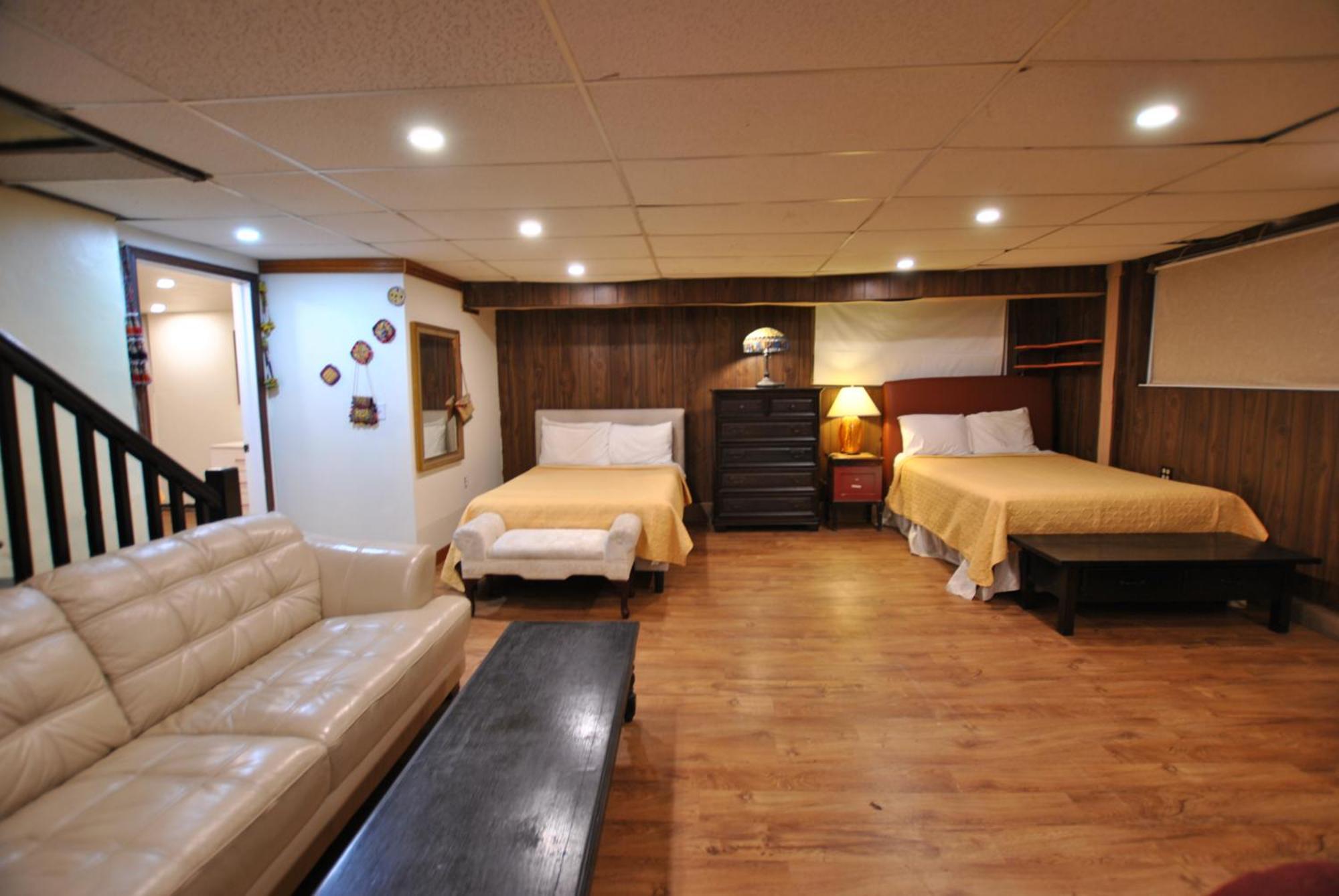 Ewr Airport Multilevel Guest House Room With 2-3 Beds Newark Extérieur photo